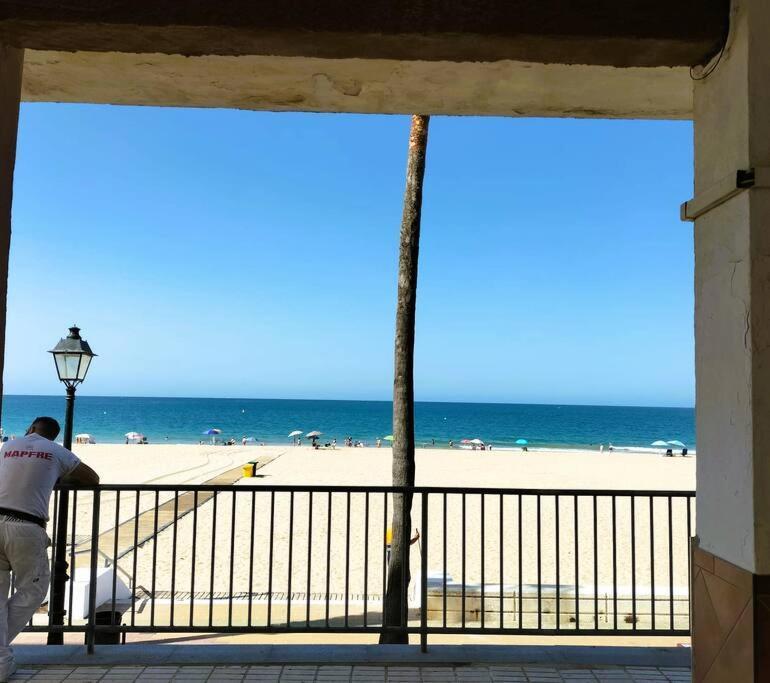 ロタMuy Cerca De La Playa. Primera Linea.アパートメント エクステリア 写真